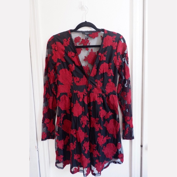 NWOT! FOREVER 21 DRESS - Picture 1 of 8